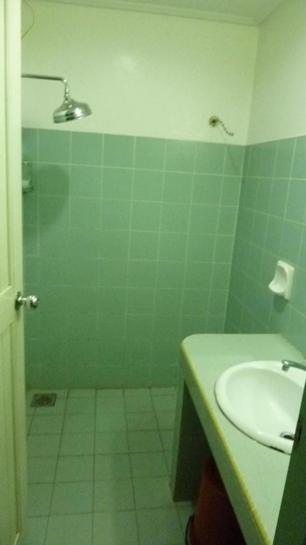 Hotel Hung Hung Kuching Buitenkant foto
